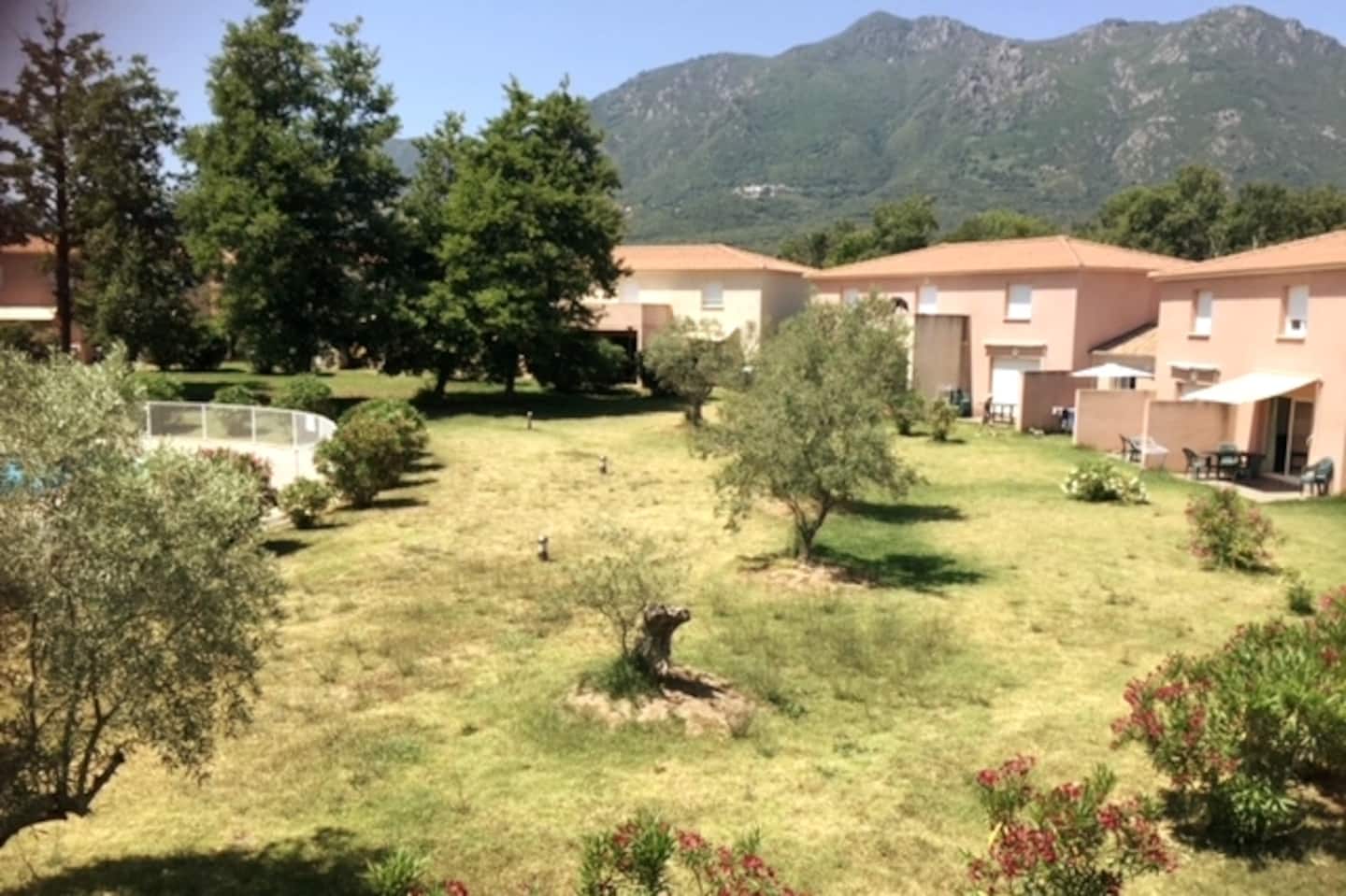 Maison en duplex avec 2 chambres avec 2 piscines